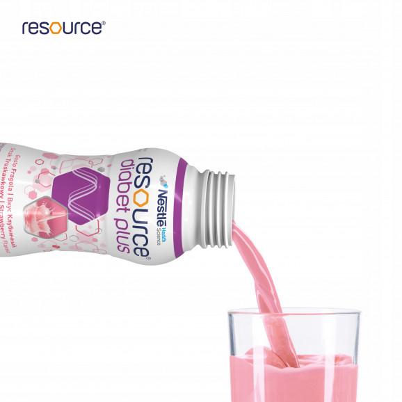 Resource Diabet Plus, preparat odżywczy, smak truskawkowy, 4 x 200 ml - zdjęcie produktu