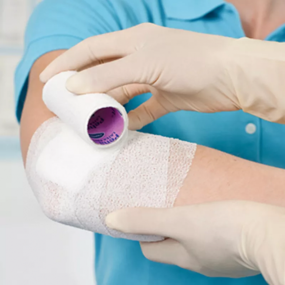 Hartmann Peha-haft, opaska podtrzymująca, 10 cm x 4 m, 1 sztuka - zdjęcie produktu