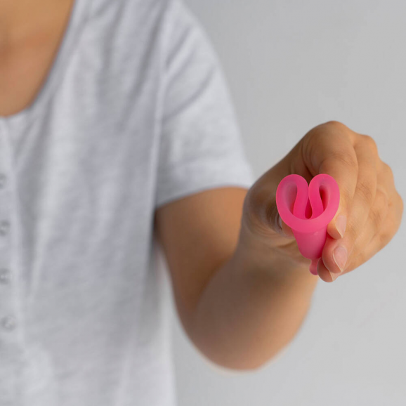 Pink Kubeczek Menstruacyjny rozmiar S & M – 2 szt. - zdjęcie produktu