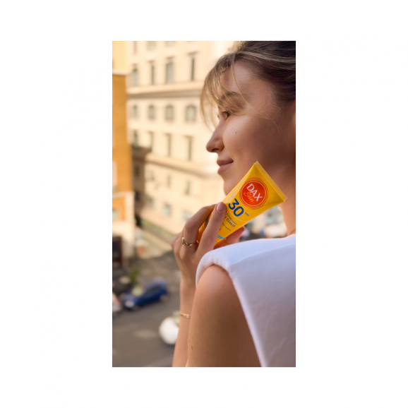 Dax Sun, emulsja ochronna, twarz i ciało, SPF 30, 50 ml - zdjęcie produktu