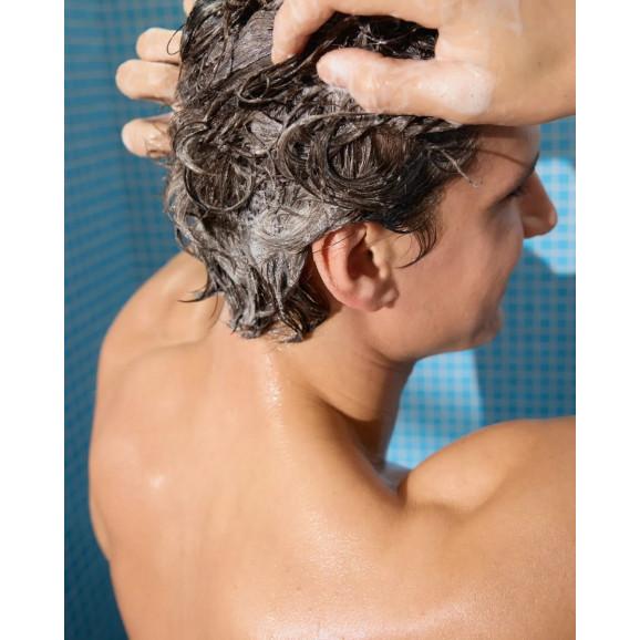 Nivea Men Deep Szampon do włosów, 500 ml Nivea Men Deep Szampon do włosów, 500 ml - zdjęcie produktu