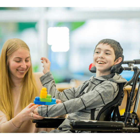 Seni Kids Junior Extra – pieluchomajtki dla dzieci (15+ kg) 30 sztuk - zdjęcie produktu