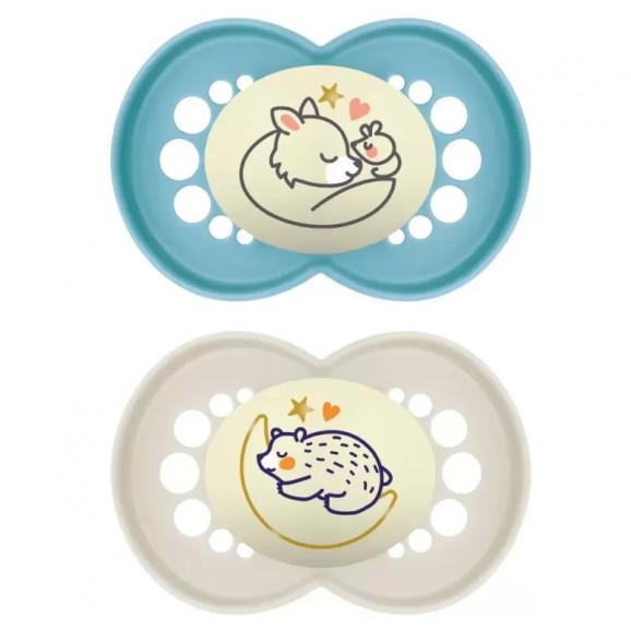 MAM Original Night Smoczek uspokajający, silikonowy, ortodontyczny 6m+ Planet Love Boy świecący w ciemności, 2 sztuki - zdjęcie produktu