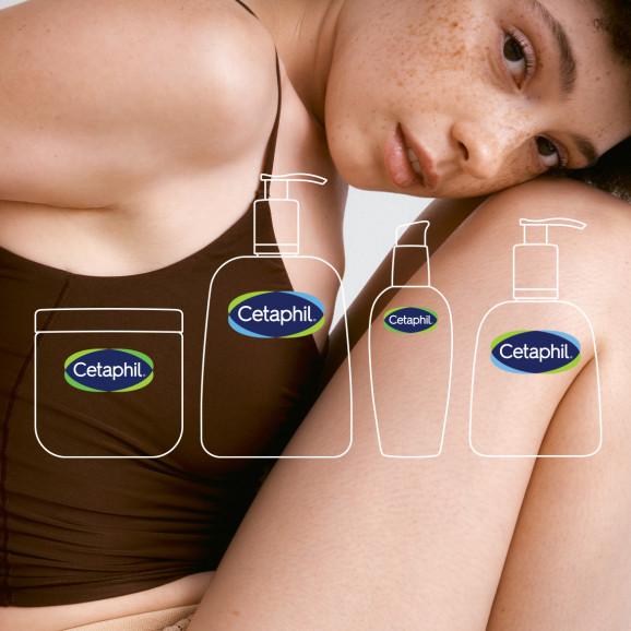 Cetaphil Hydrating Foaming Cream Cleanser kremowa pianka oczyszczająca (236 ml) - zdjęcie produktu