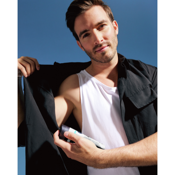 NIVEA MEN Black & White Invisible Fresh 72H antyperspirant w sprayu dla mężczyzn 150 ml NIVEA MEN Black & White Invisible Fresh 72H antyperspirant w sprayu dla mężczyzn 150 ml - zdjęcie produktu