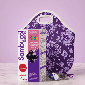 Sambucol Kids syrop wspierający odporność z witaminą C, 120 ml + kosmetyczka + łyżeczka Sambucol - zdjęcie produktu