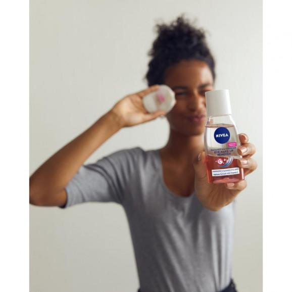 Nivea Pielęgnujący dwufazowy płyn do demakijażu oczu (125 ml) Nivea Pielęgnujący dwufazowy płyn do demakijażu oczu (125 ml) - zdjęcie produktu